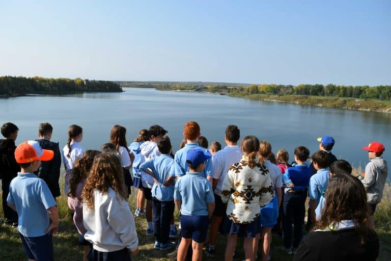 CJA Students Embrace Tradition of Tashlich